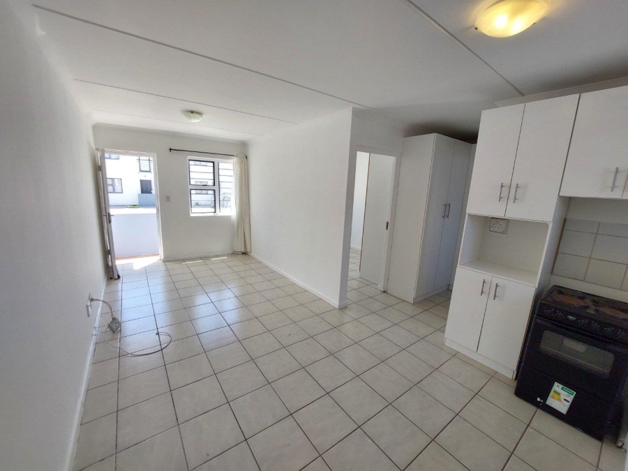 1 Bedroom Property for Sale in Maitland Western Cape